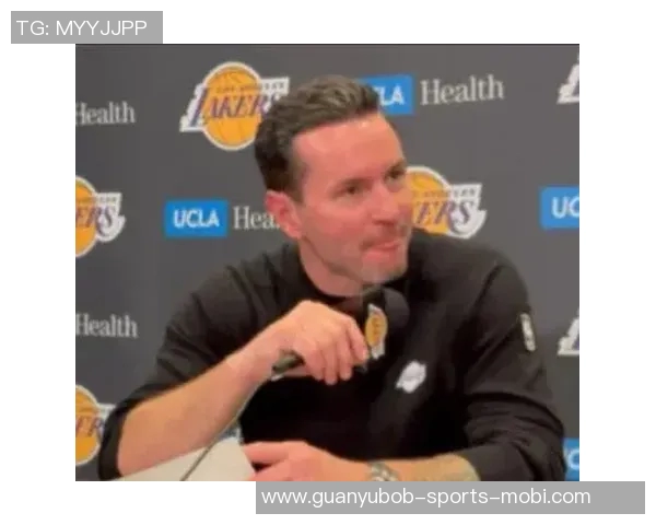 雷迪克直言老詹回归后球队进攻随意化责任在我身上 雷迪克直言老詹回归后球队进攻随意化责任在我身上